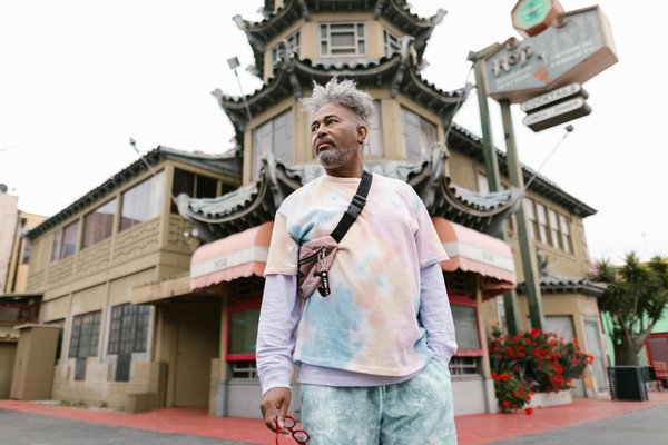 Choosing the Ideal Sunglasses for a Crisp, Sunlit British Spring